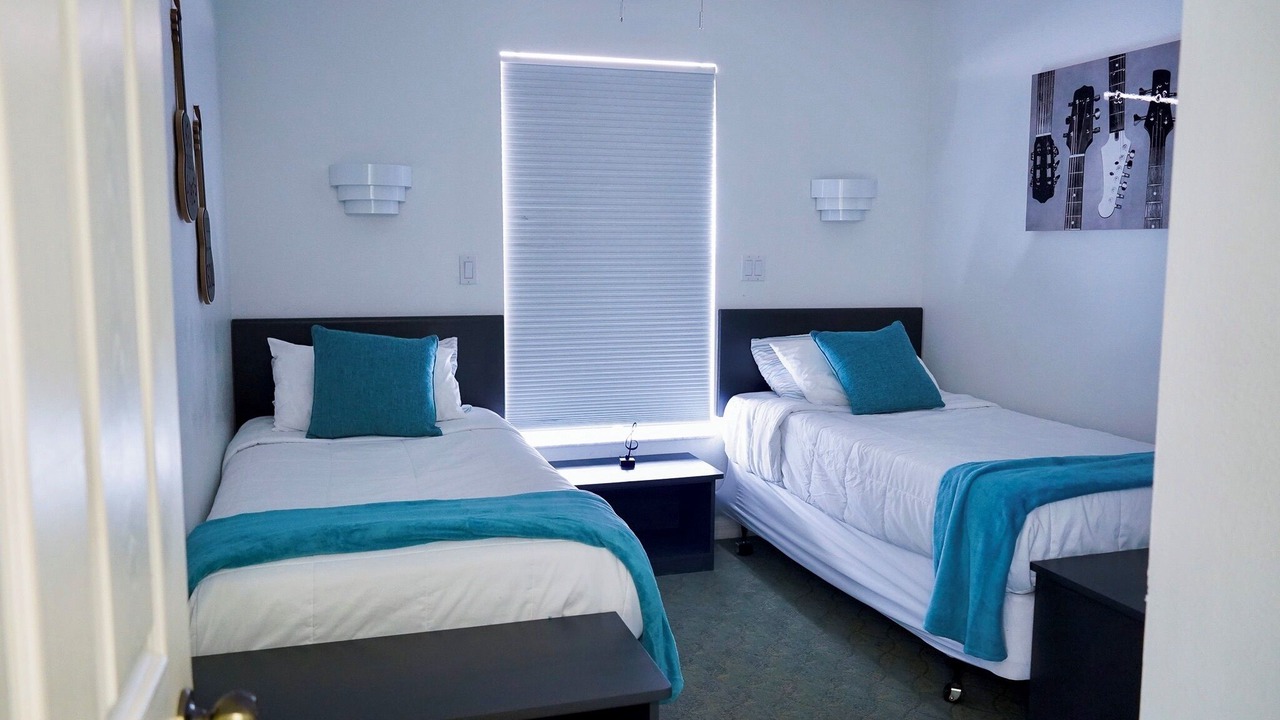 Photo of Bedroom in Seasons