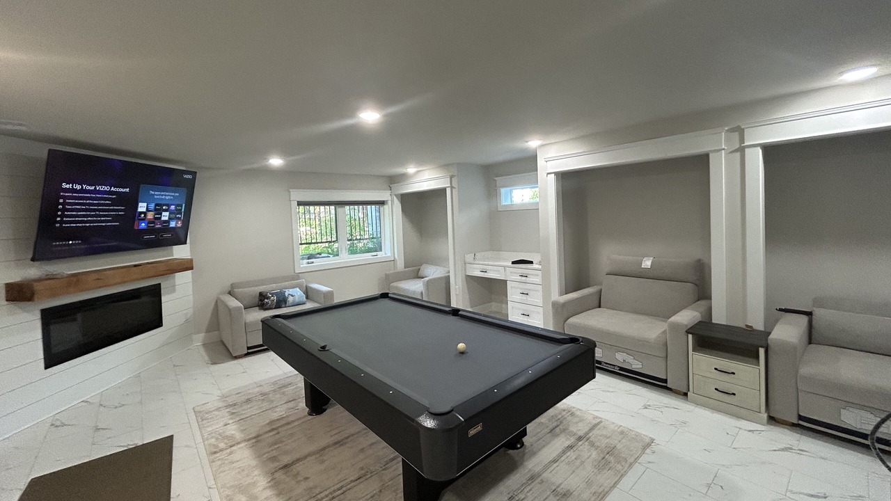 Photo of Others in Edgehill