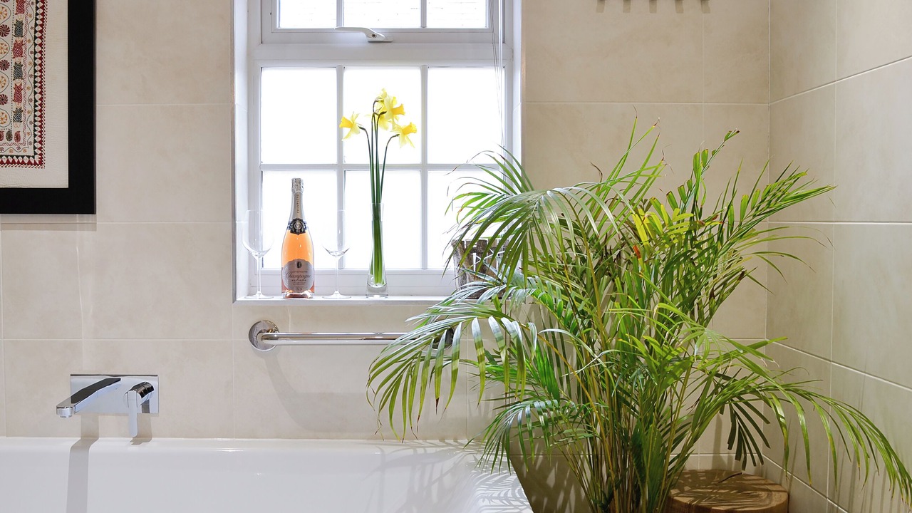 Photo of Bathroom in Murthly