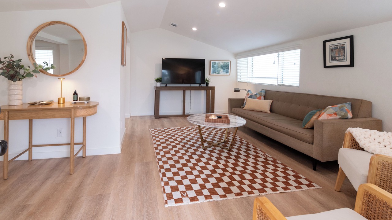 Photo of Livingroom in Thousand Oaks