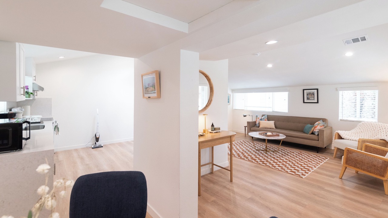 Photo of Livingroom in Thousand Oaks