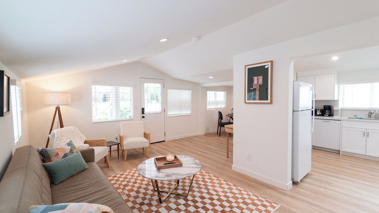 Photo of Livingroom in Thousand Oaks