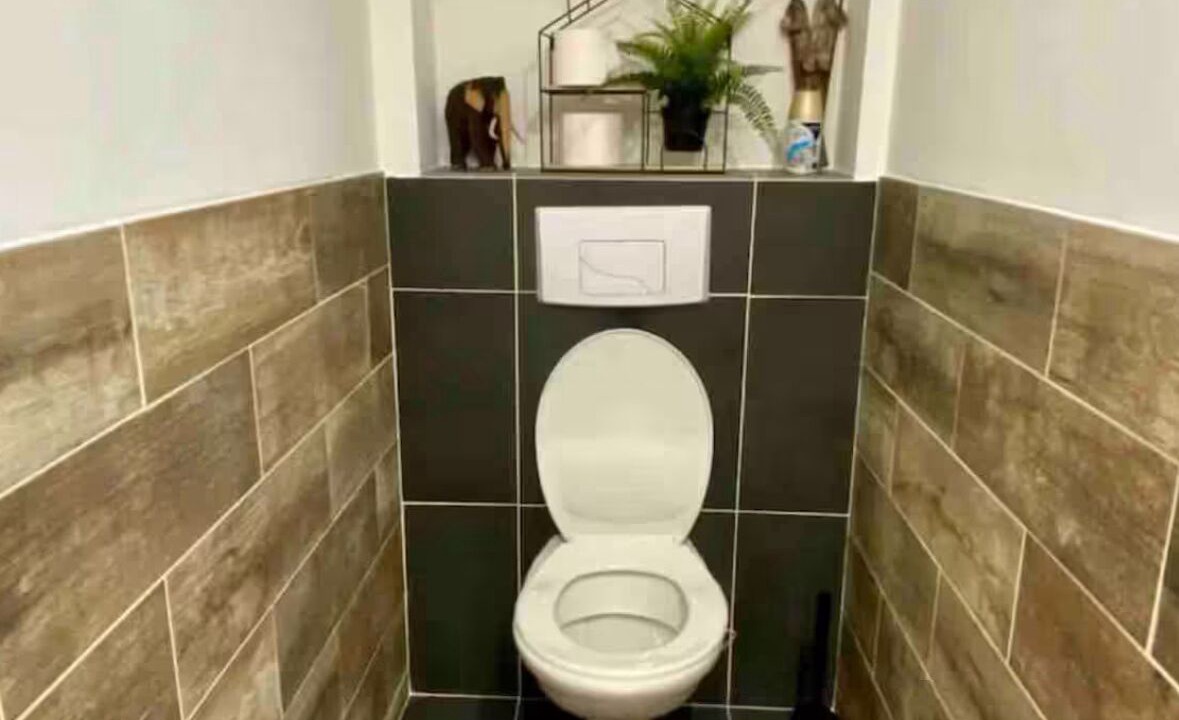 Photo of Bathroom in Saint-Julien-les-Rosiers