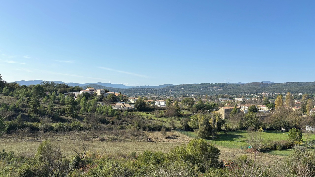 Photo of Others in Saint-Julien-les-Rosiers