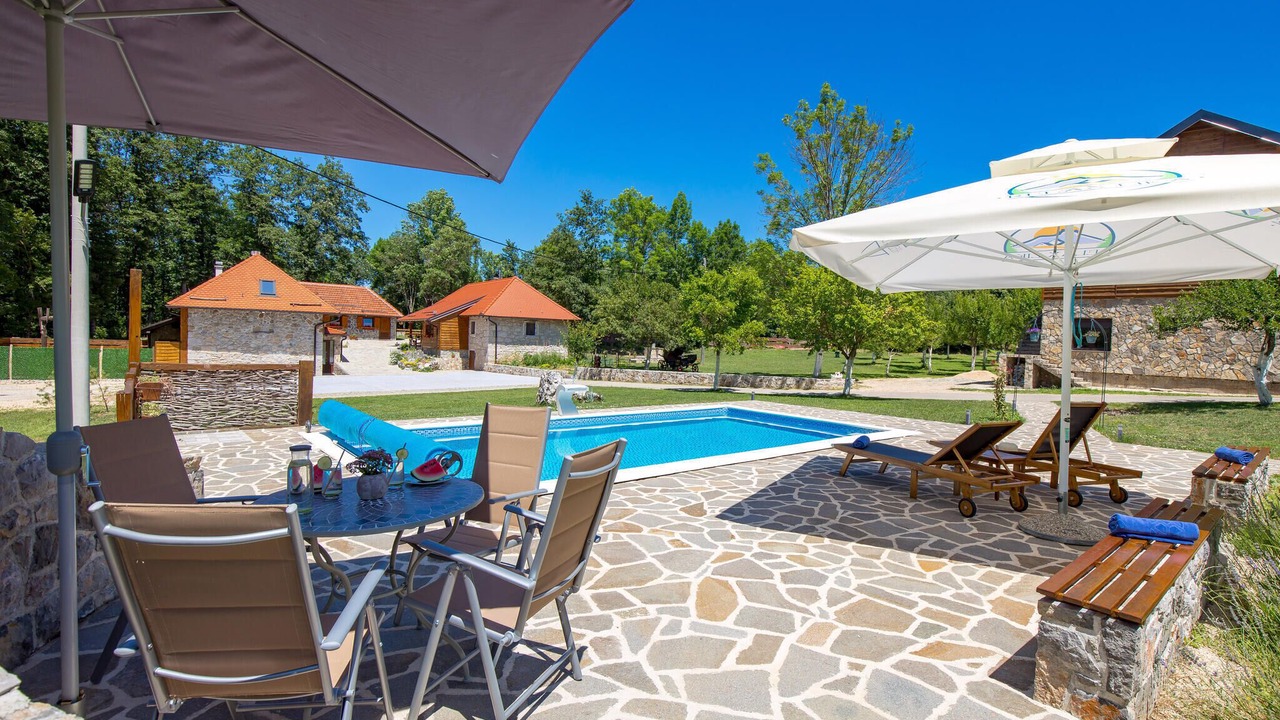 Photo of Outdoor in Gracac