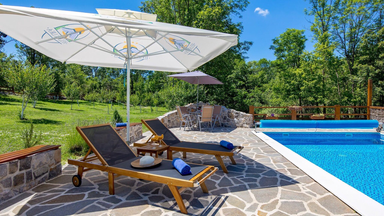 Photo of Outdoor in Gracac