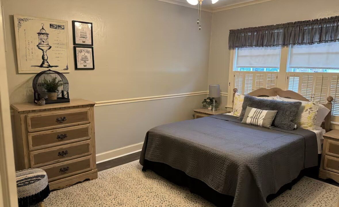 Photo of Bedroom in Pittsburg