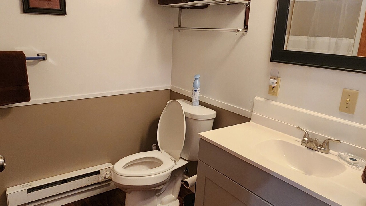 Photo of Bathroom in Wellston