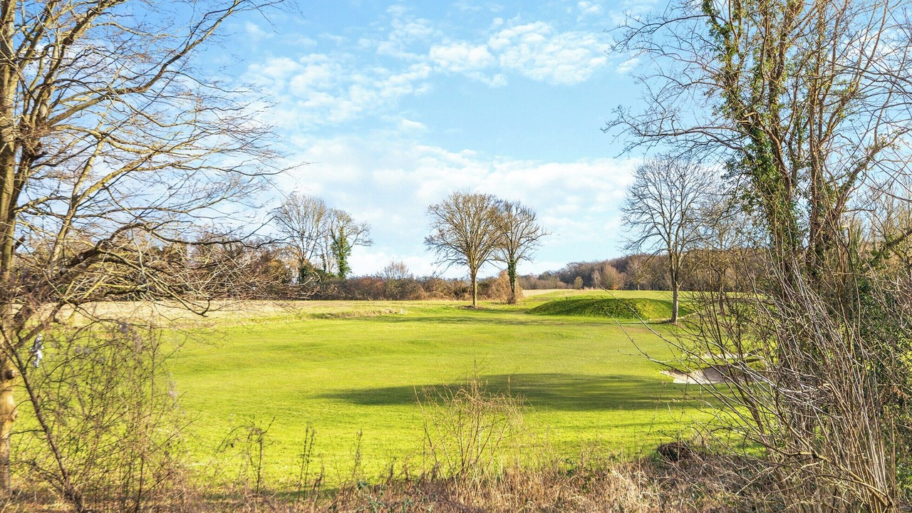 Photo of Others in Leatherhead