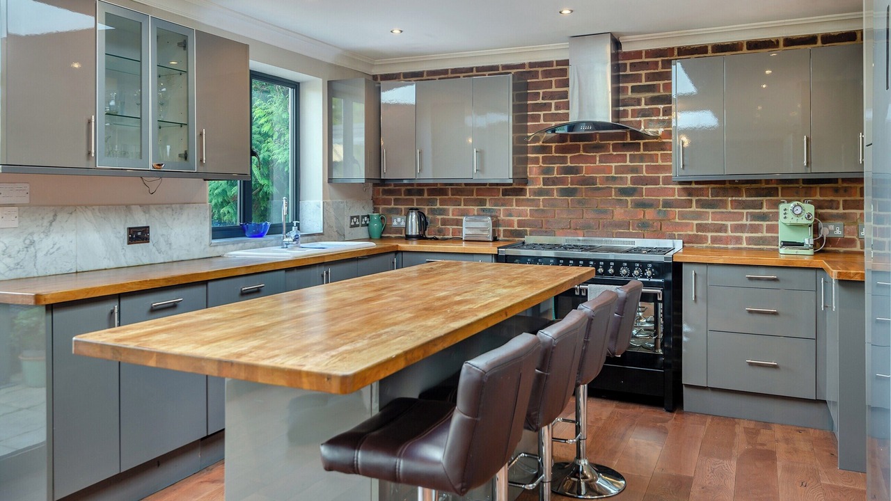 Photo of Others in Leatherhead