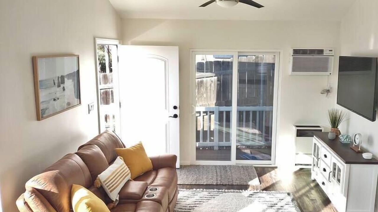 Photo of Livingroom in Rancho San Diego
