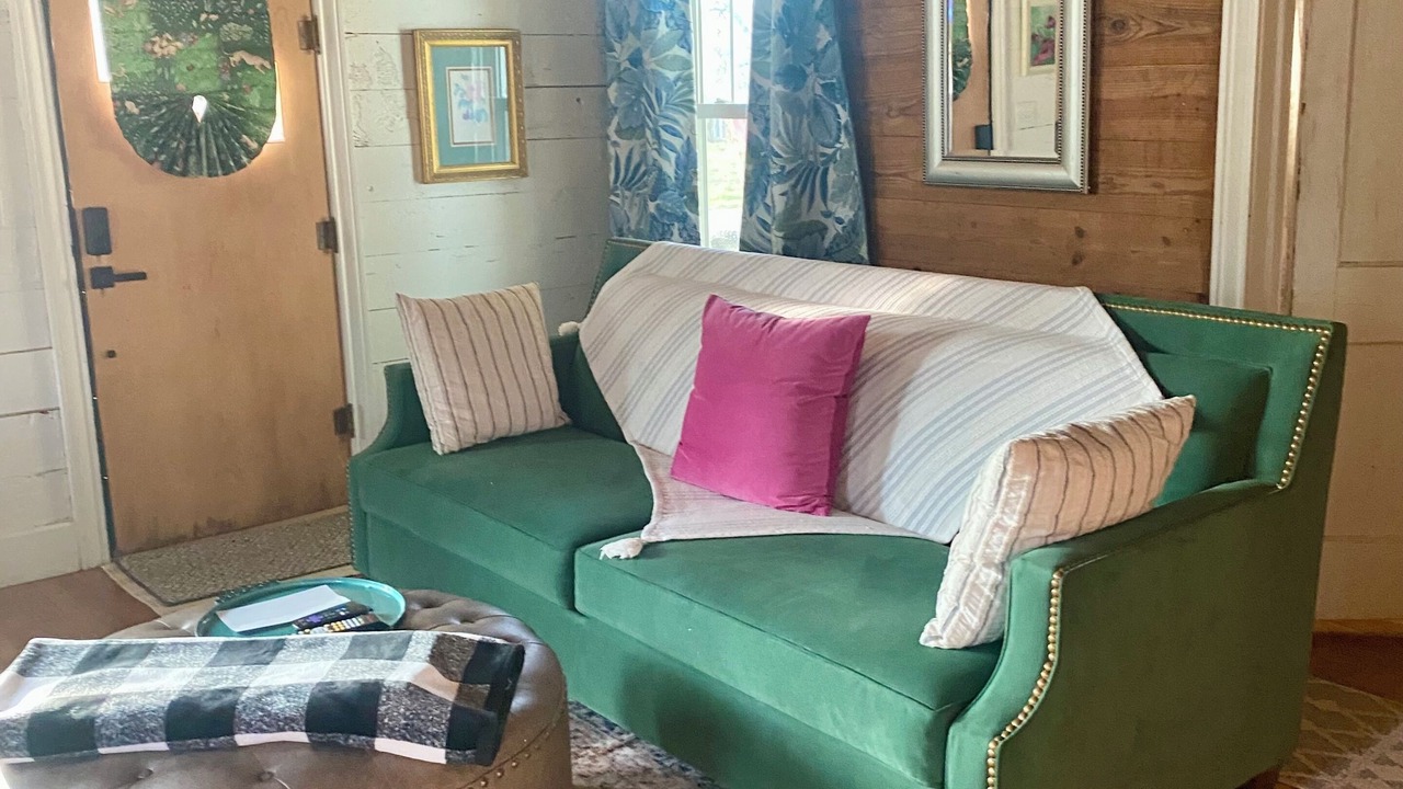 Photo of Livingroom in Glen Rose