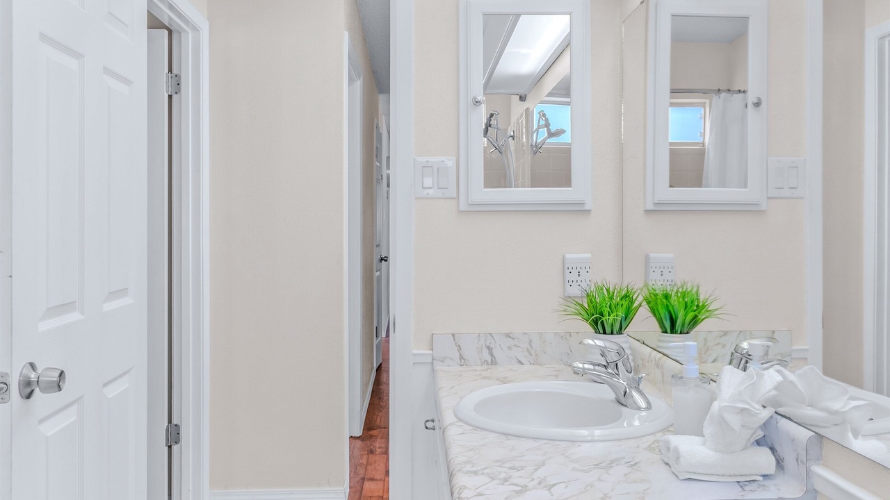 Photo of Bathroom in Woodstone