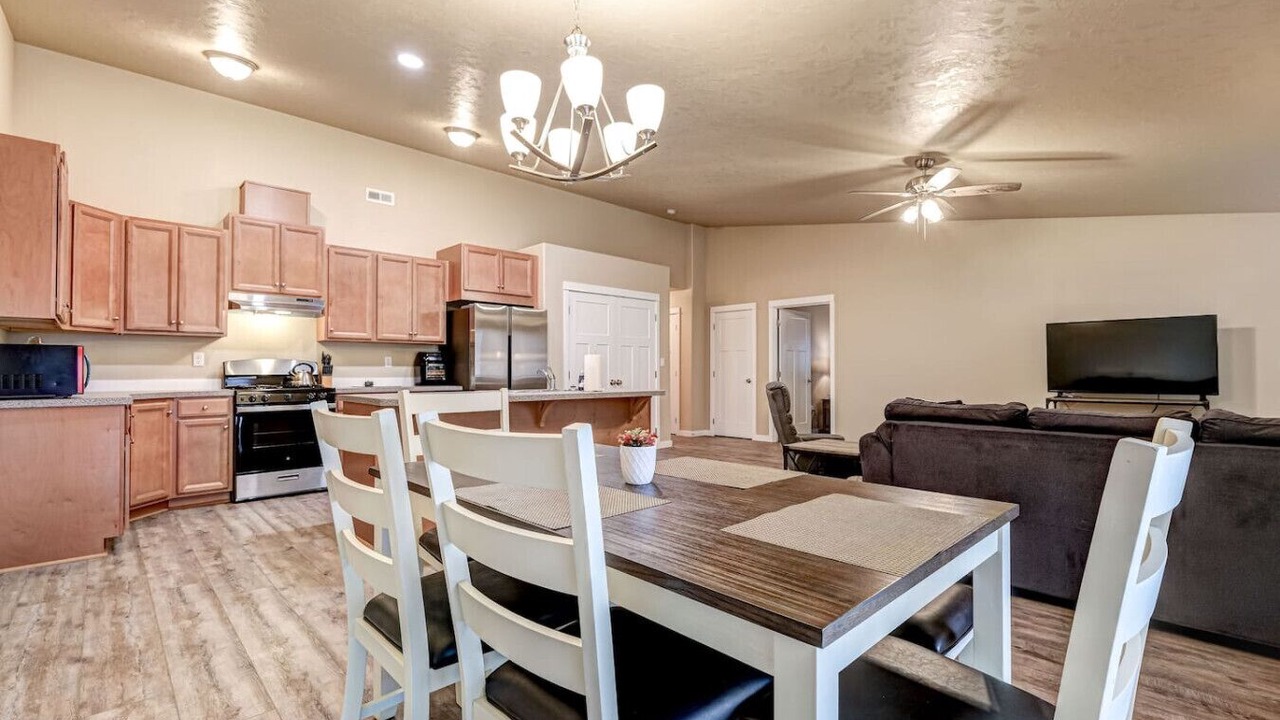 Photo of Others in Hermiston