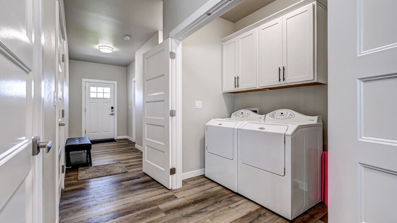 Photo of Others in Boardman