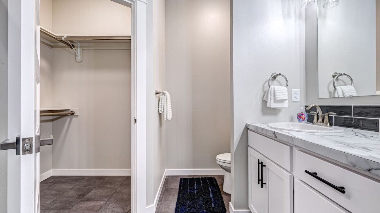 Photo of Others in Boardman