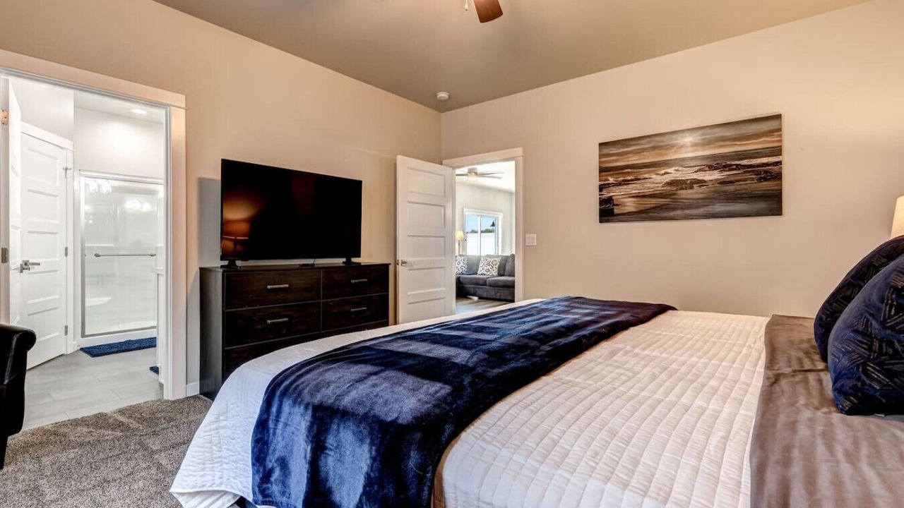 Photo of Others in Boardman