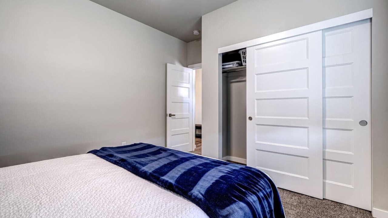 Photo of Bedroom in Boardman