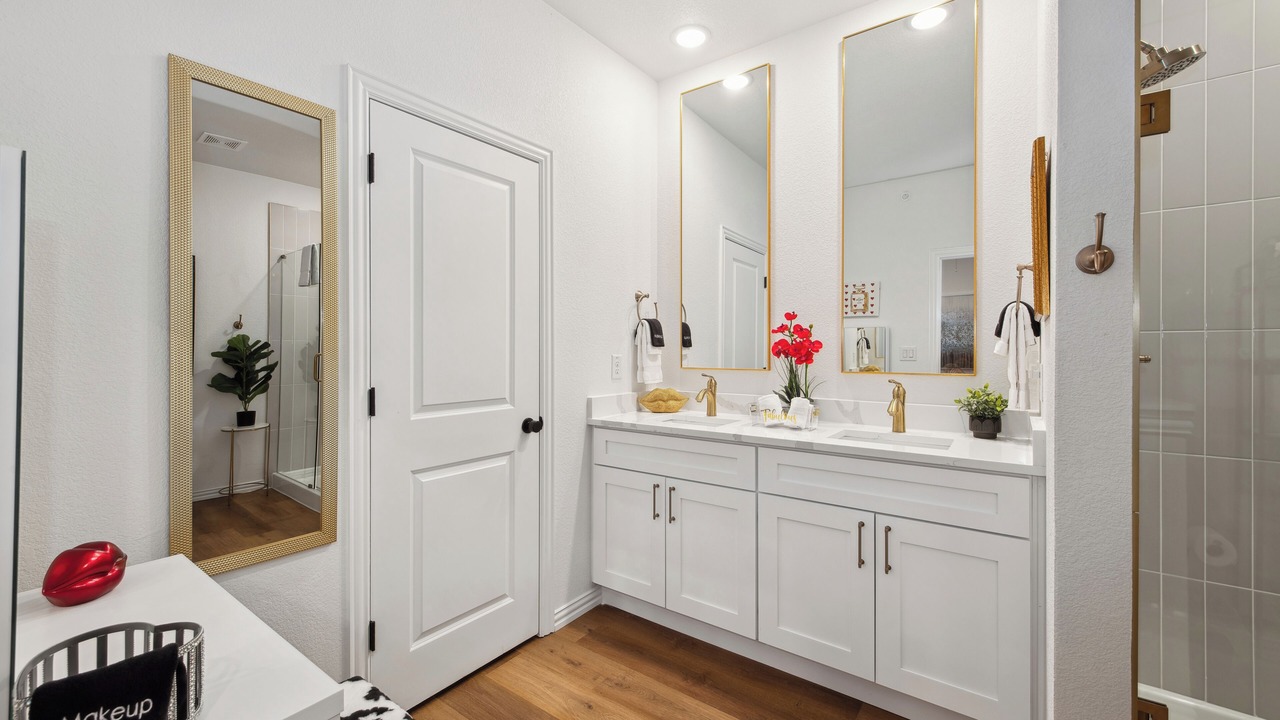 Photo of Bathroom in Arlington
