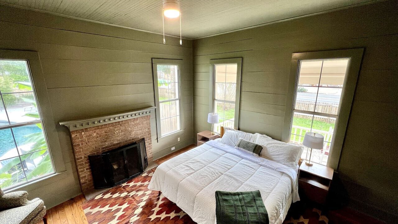 Photo of Bedroom in Smithville