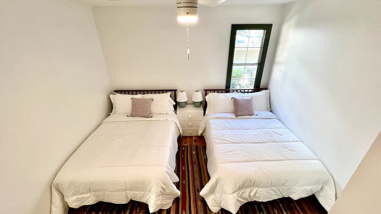 Photo of Bedroom in Smithville