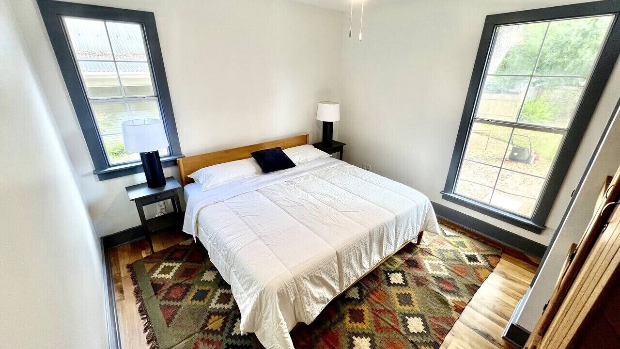 Photo of Bedroom in Smithville