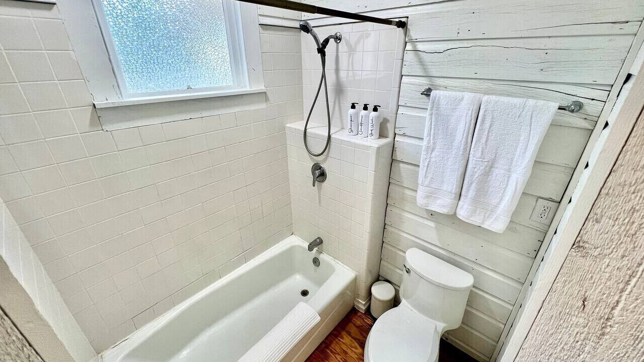 Photo of Bathroom in Smithville