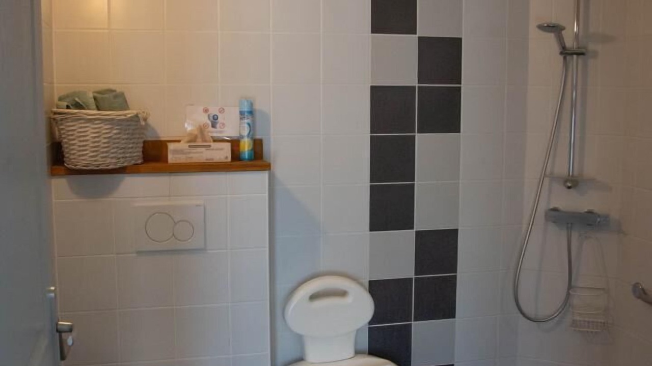 Photo of Bathroom in Auberville-la-Renault