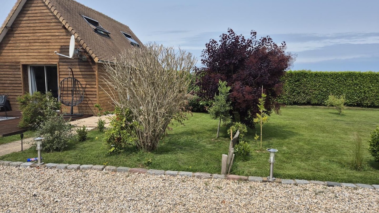 Photo of Outdoor in Ambrumesnil