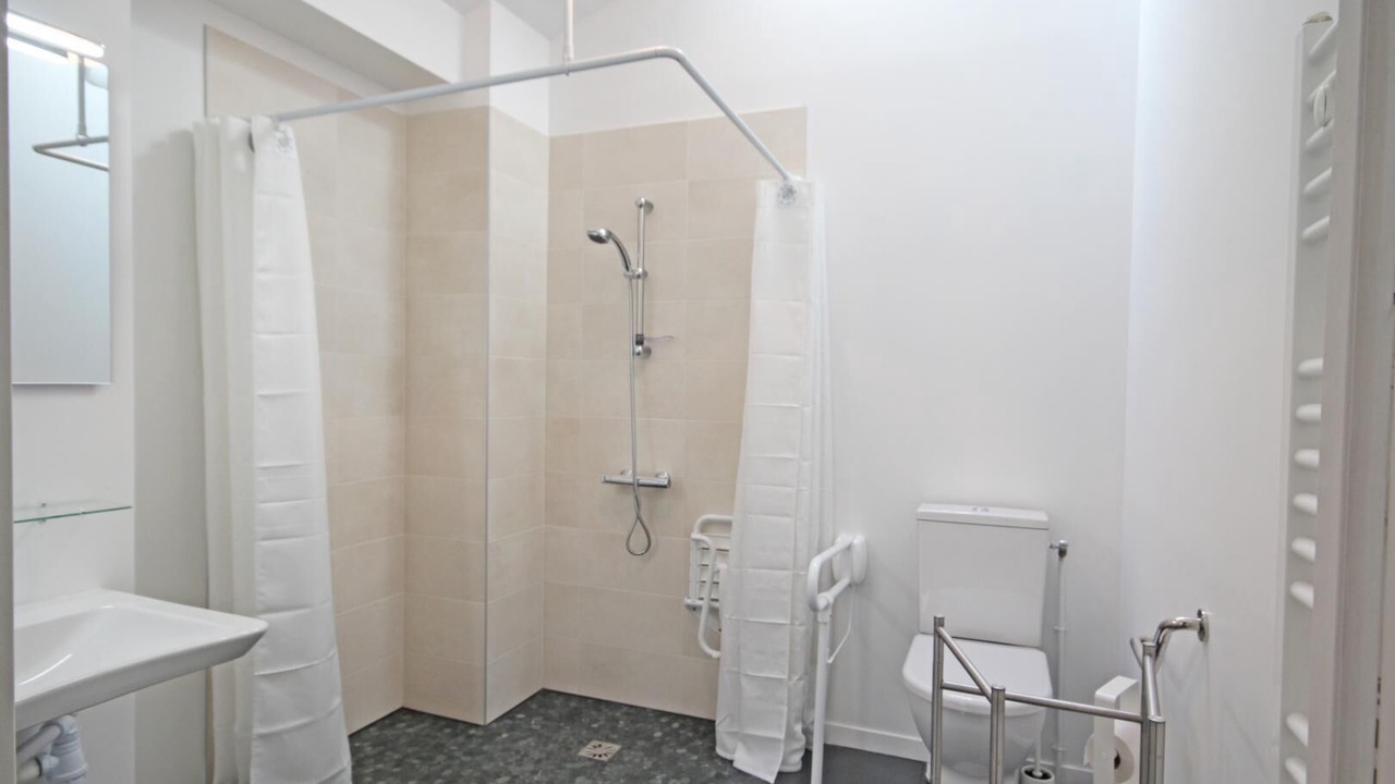 Photo of Bathroom in La Mailleraye-sur-Seine