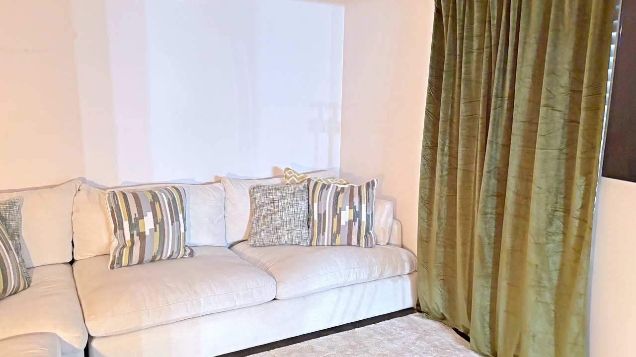Photo of Livingroom in LaPlace