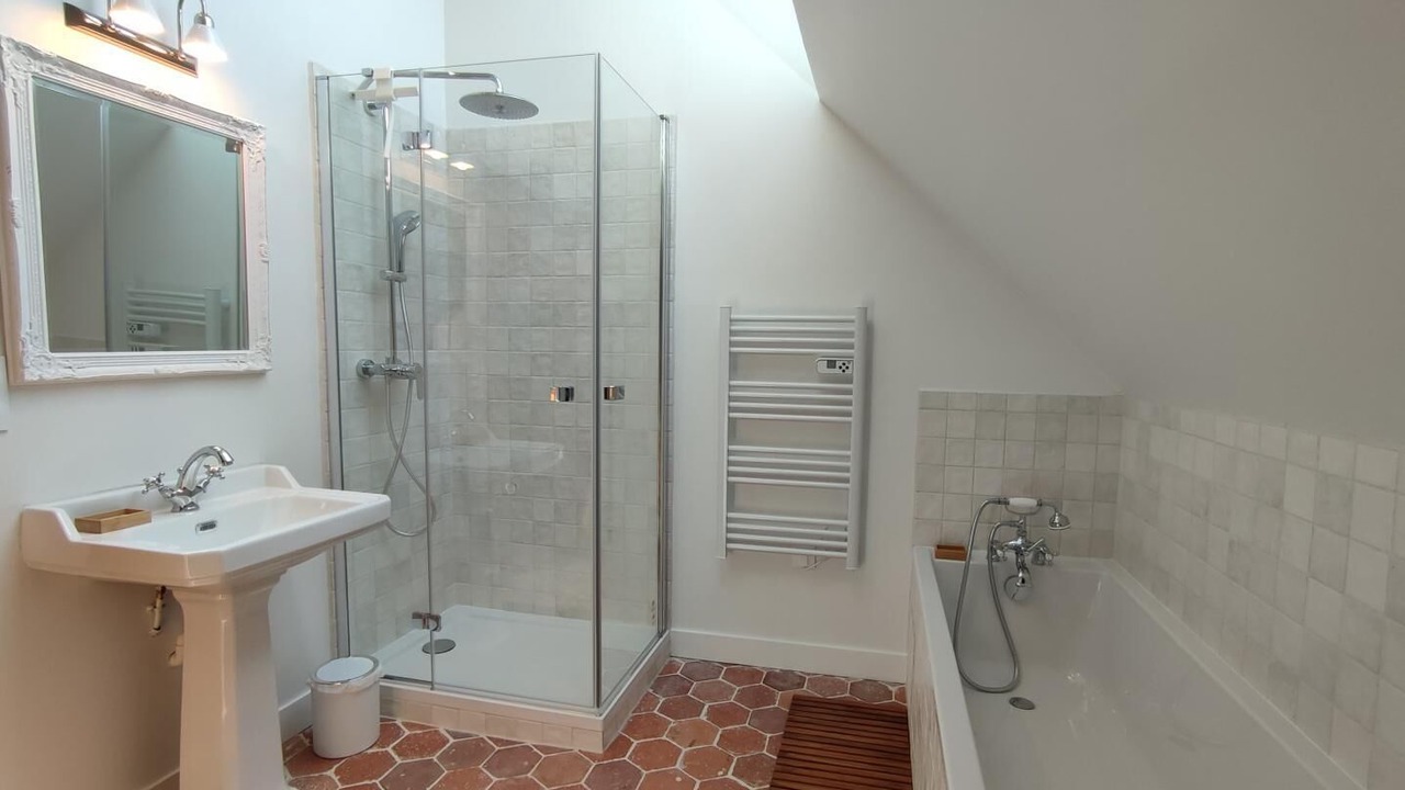 Photo of Bathroom in Bordeaux-Saint-Clair