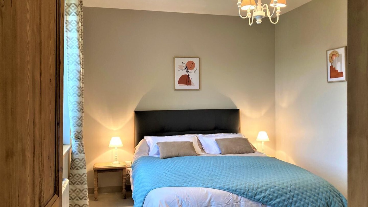 Photo of Bedroom in Neville