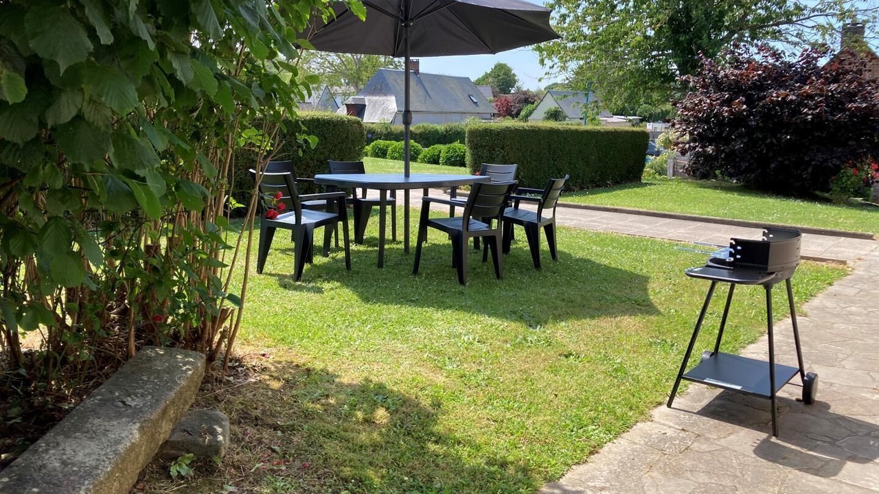 Photo of Outdoor in Neville