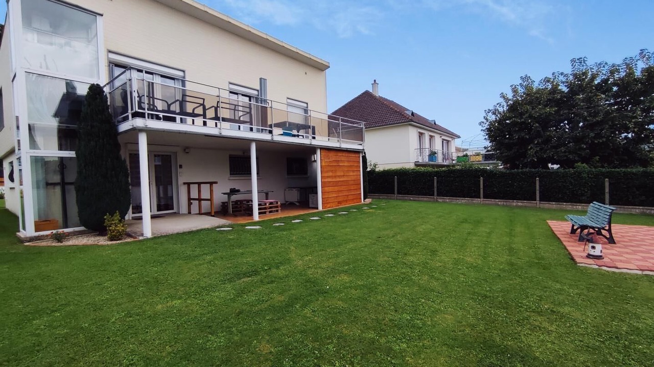 Photo of Outdoor in Montivilliers