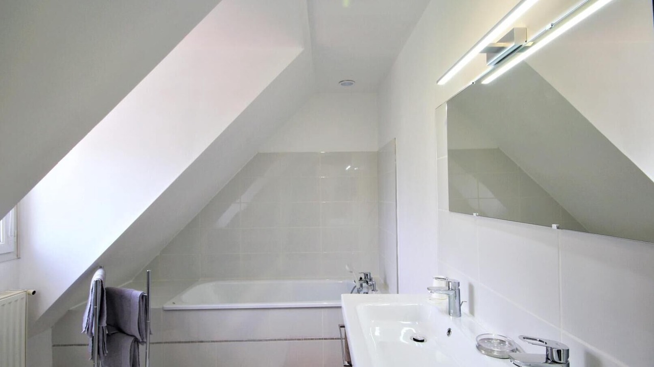 Photo of Bathroom in Luneray