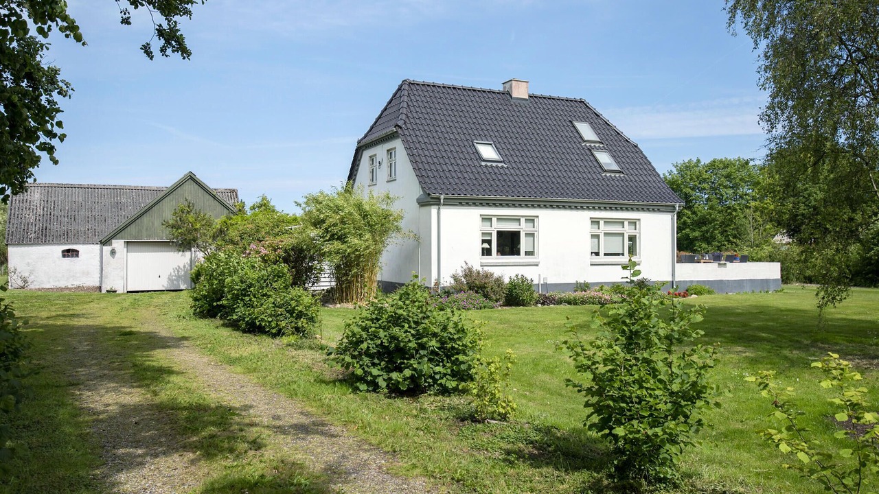 Photo of Others in Farso