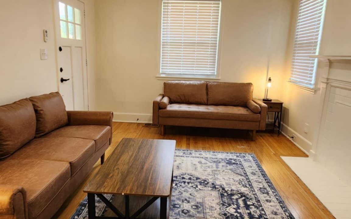 Photo of Livingroom in Earlewood