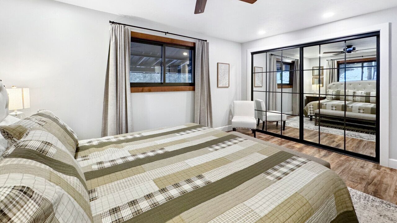 Photo of Bedroom in Cascade