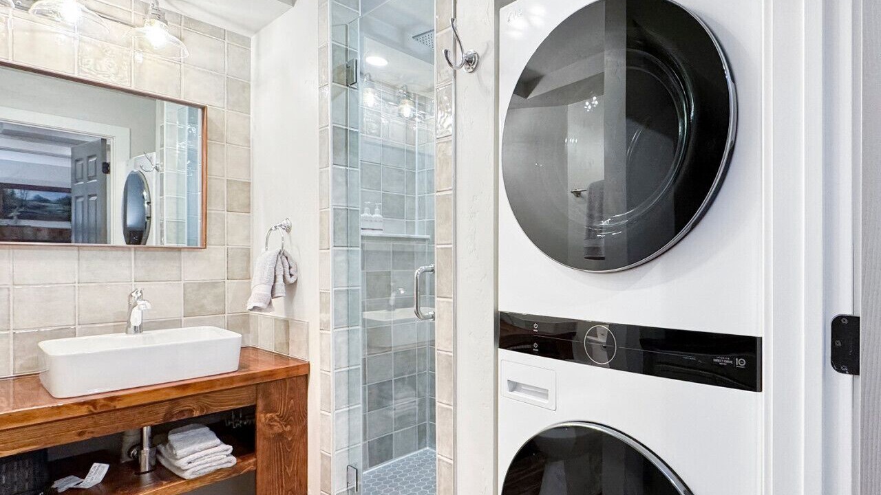 Photo of Bathroom in Cascade