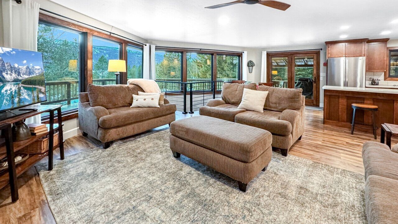 Photo of Livingroom in Cascade