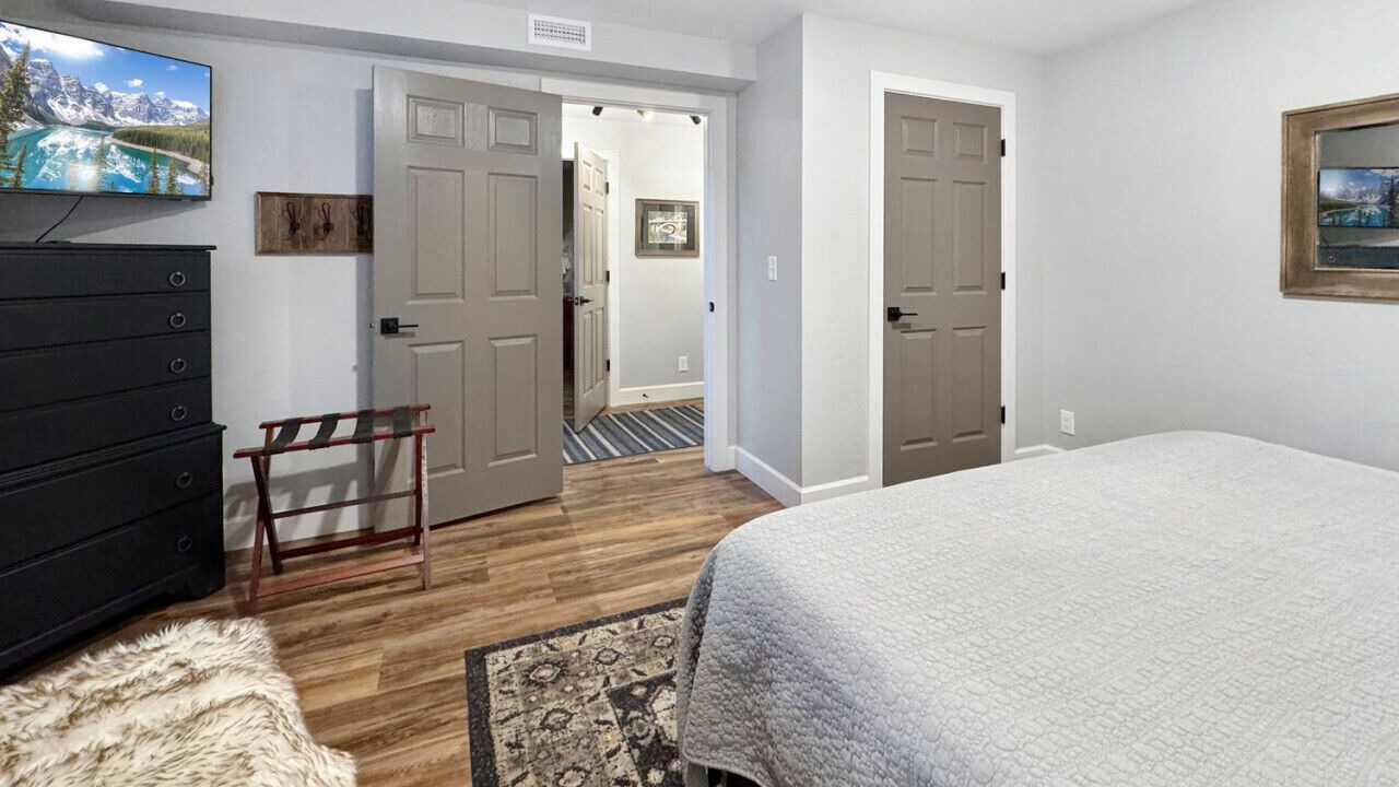 Photo of Bedroom in Cascade