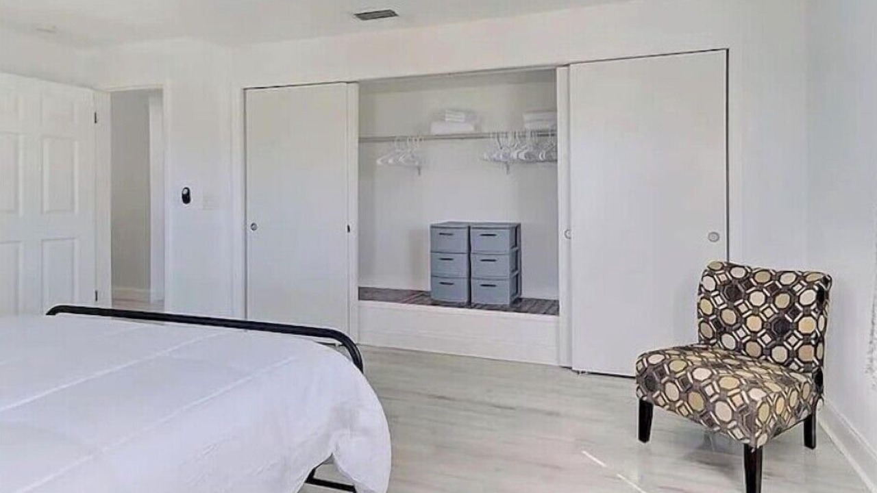 Photo of Bedroom in Oakland Hills