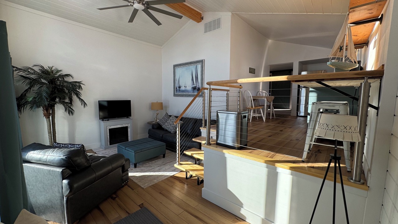 Photo of Livingroom in Spring Lake