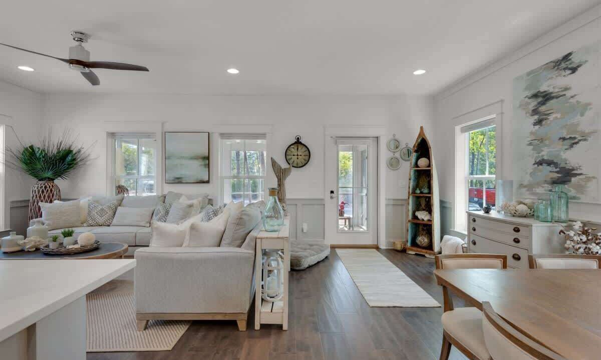 Photo of Livingroom in Seacrest