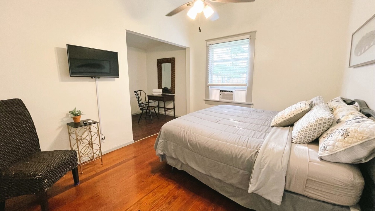 Photo of Bedroom in Del Mar