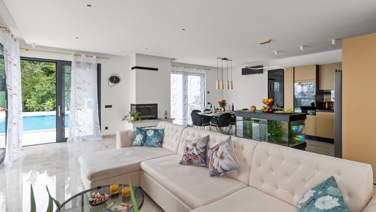 Photo of Livingroom in Pobri