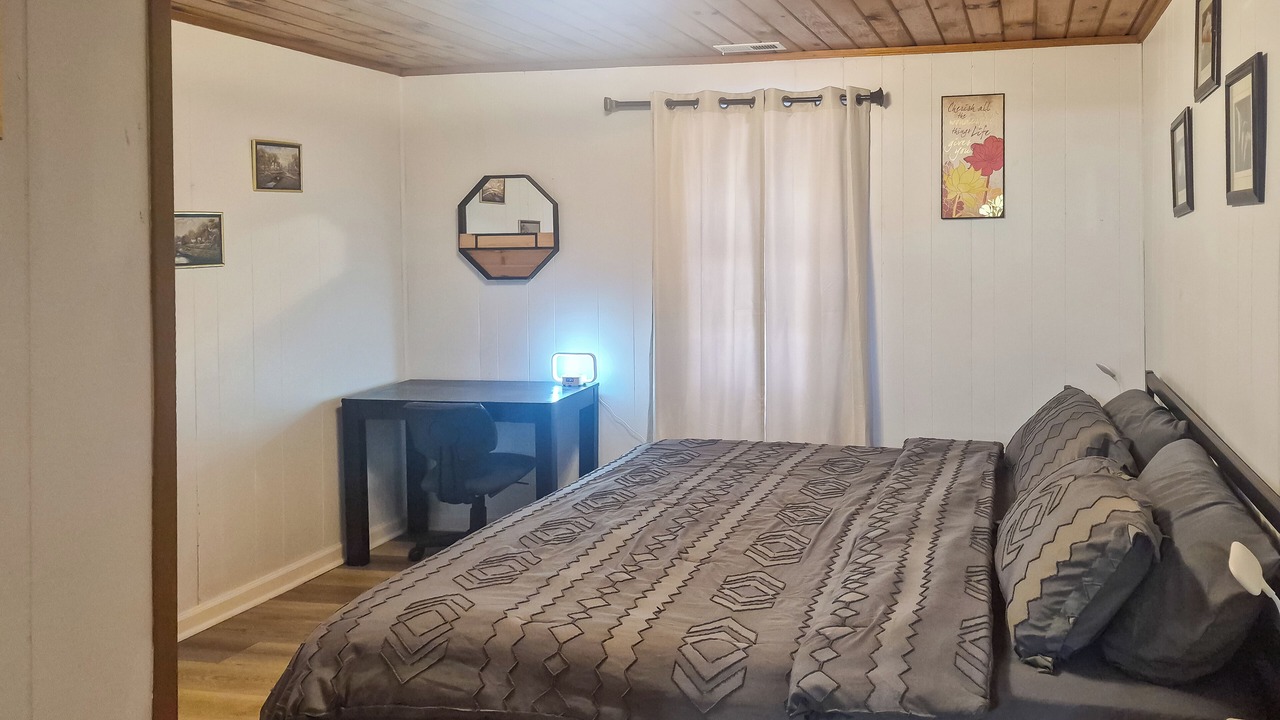 Photo of Bedroom in Cisco
