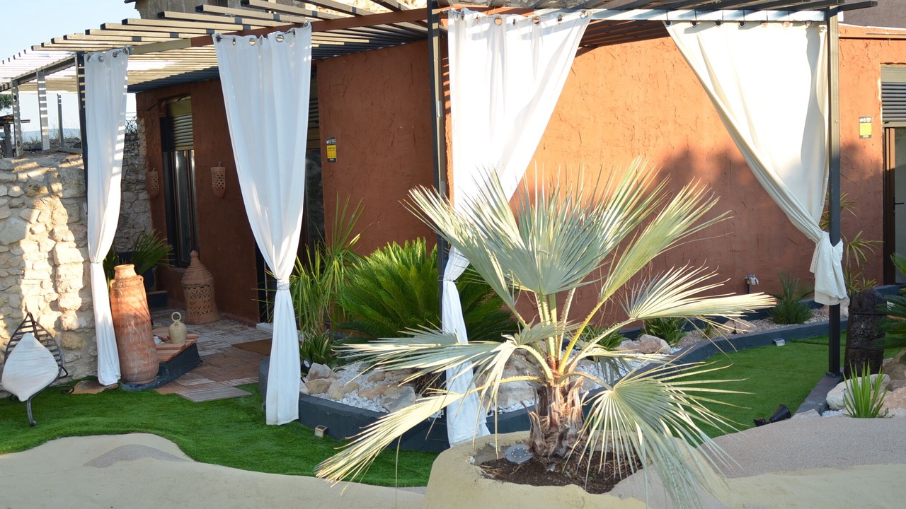 Photo of Outdoor in Renau