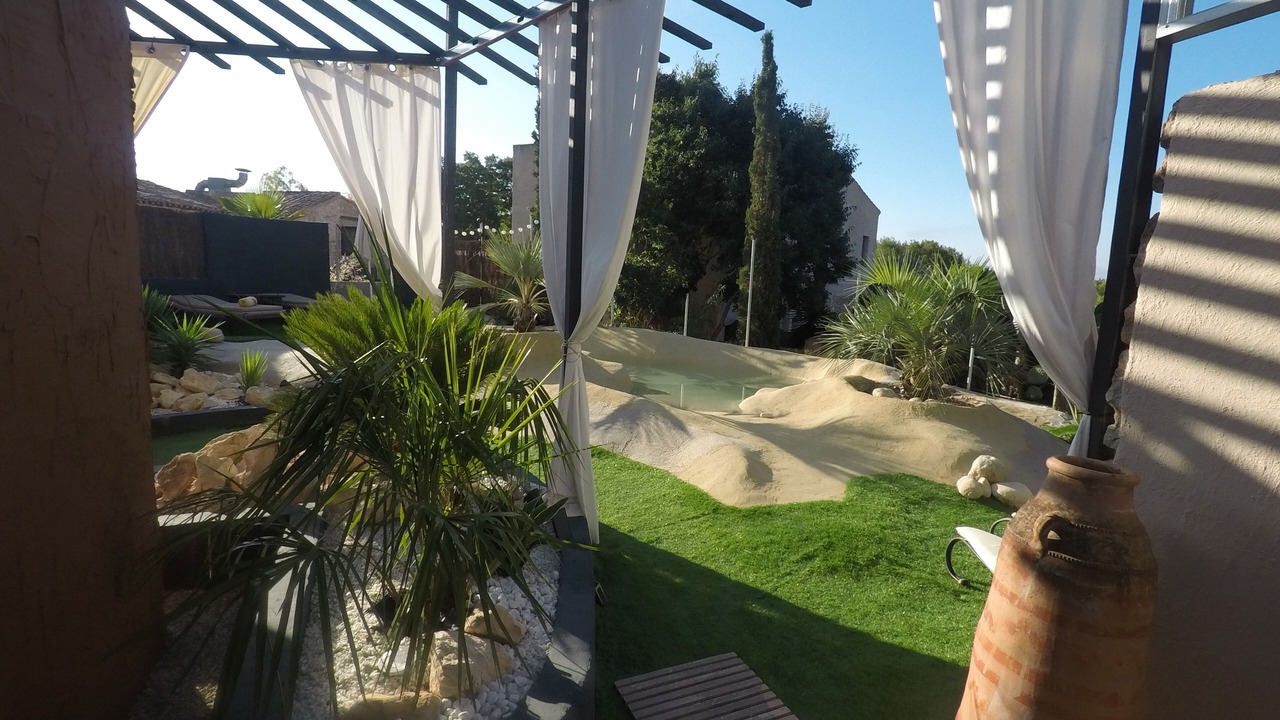 Photo of Outdoor in Renau
